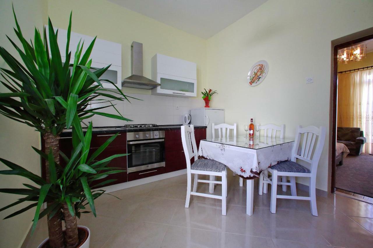 Apartment Zora Zadar Bagian luar foto